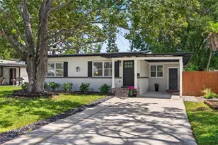 9025 1st St NE, Saint Petersburg, FL 33702 - Photo 3
