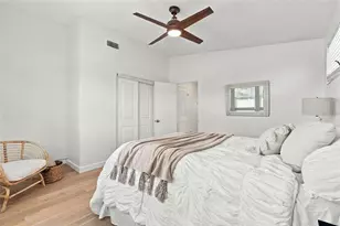 2110 Alcazar Wy S, Saint Petersburg, FL 33712 - Photo 19