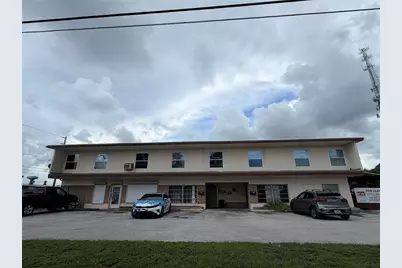 2400 25th Street N #2, Saint Petersburg, FL 33713 - Photo 1