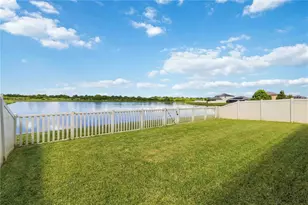 5210 Dandelion St, Apollo Beach, FL 33572 - Photo 3