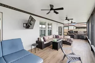 5210 Dandelion St, Apollo Beach, FL 33572 - Photo 5