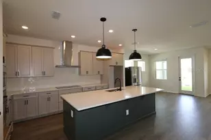 5653 Coopers Hawk Ct, Saint Cloud, FL 34772 - Photo 5