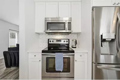 6809 S Sheridan Road, Tampa, FL 33611 - Photo 9