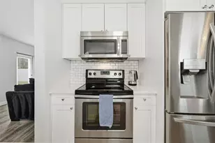 6809 S Sheridan Rd, Tampa, FL 33611 - Photo 9