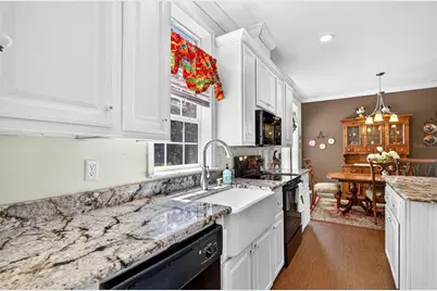 10006 Evanston Lane, Wesley Chapel, FL 33545 - Photo 11