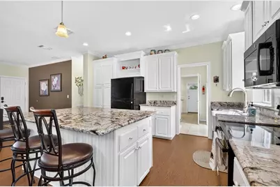 10006 Evanston Lane, Wesley Chapel, FL 33545 - Photo 9