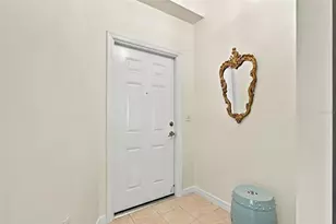 316 8th St S, Saint Petersburg, FL 33701 - Photo 27