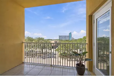316 8th Street S #304, Saint Petersburg, FL 33701 - Photo 11