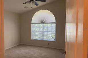 10609 Chambers Dr, Tampa, FL 33626 - Photo 3