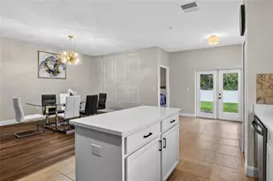 2729 Walden Woods Dr, Plant City, FL 33566 - Photo 7