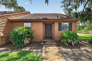 4 Cove Ln, Eustis, FL 32726 - Photo 1