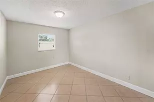 2593 38th Ave N, Saint Petersburg, FL 33713 - Photo 23