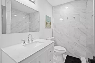 166 Bayside Dr, Clearwater Beach, FL 33767 - Photo 17