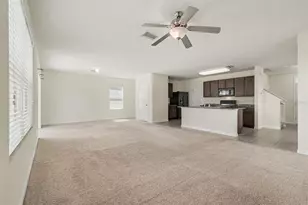 7796 Tuscan Bay Cir, Wesley Chapel, FL 33545 - Photo 7