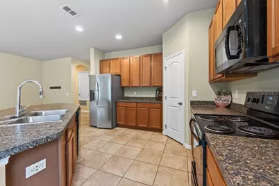 11601 Tangle Stone Drive, Gibsonton, FL 33534 - Photo 17