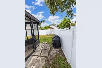 5483 Friarsway Drive, Tampa, FL 33624 - Photo 43