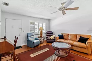 5347 81st Ln, Saint Petersburg, FL 33709 - Photo 3