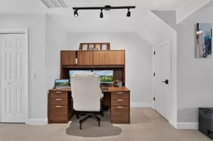 5205 Oak Charter Ct, Temple Terrace, FL 33617 - Photo 25