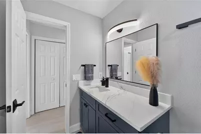 5205 Oak Charter Court, Temple Terrace, FL 33617 - Photo 29