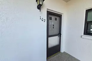 6080 80th St N, Saint Petersburg, FL 33709 - Photo 5
