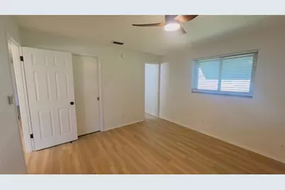 8675 Lantana Drive, Seminole, FL 33777 - Photo 11