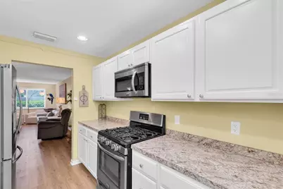 2960 59th Street S #105, Gulfport, FL 33707 - Photo 15