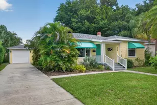 125 22nd Ave NE, Saint Petersburg, FL 33704 - Photo 1