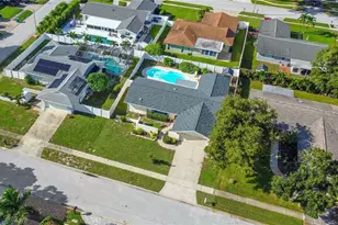 13655 Las Palmas Dr, Largo, FL 33774 - Photo 35