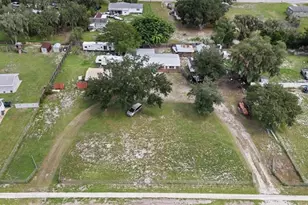 8125 N Socrum Loop Rd, Lakeland, FL 33809 - Photo 9