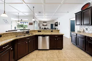 2413 Allegheny Valley St, Ruskin, FL 33570 - Photo 9
