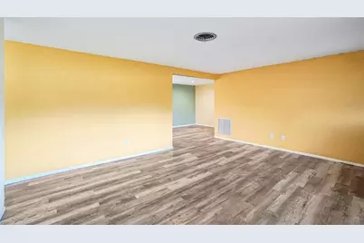 1777 Bentley Street, Clearwater, FL 33755 - Photo 9