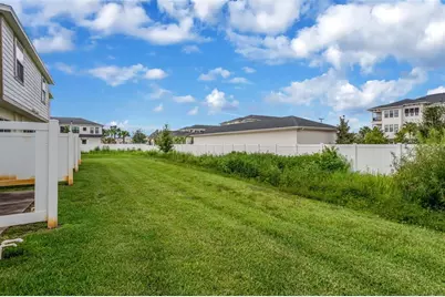 4714 White Sanderling Court, Tampa, FL 33619 - Photo 17