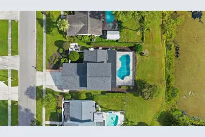 16523 Foothill Drive, Tampa, FL 33624 - Photo 47