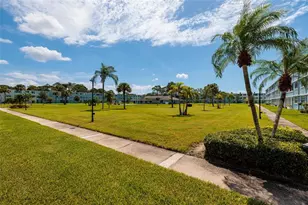 4895 Bay St NE, Saint Petersburg, FL 33703 - Photo 17