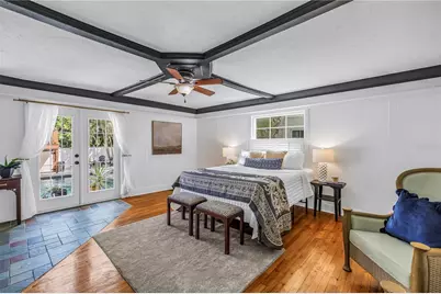 229 18th Avenue NE, Saint Petersburg, FL 33704 - Photo 19