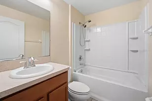 3781 Madbury Cir, Lakeland, FL 33810 - Photo 9