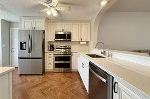 2503 Runningbrooke Way, Sun City Center, FL 33573 - Photo 11