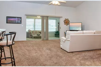2203 Mayfield Oaks Place, Sun City Center, FL 33573 - Photo 7