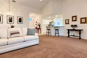 2203 Mayfield Oaks Pl, Sun City Center, FL 33573 - Photo 9