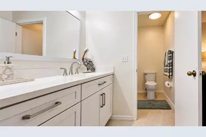 2203 Mayfield Oaks Place, Sun City Center, FL 33573 - Photo 27