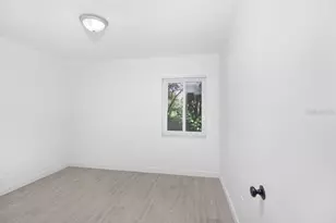 810 Patbur Ave, Tampa, FL 33612 - Photo 9