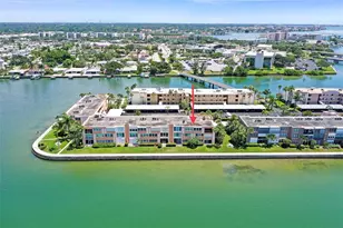 7560 Bay Island Dr S, South Pasadena, FL 33707 - Photo 1