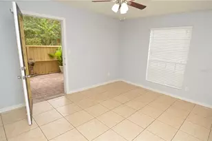 8617 Fancy Finch Dr, Tampa, FL 33614 - Photo 17