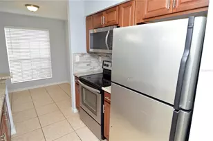 8617 Fancy Finch Dr, Tampa, FL 33614 - Photo 11