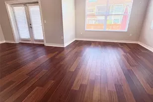 10432 La Mirage Ct, Tampa, FL 33615 - Photo 5