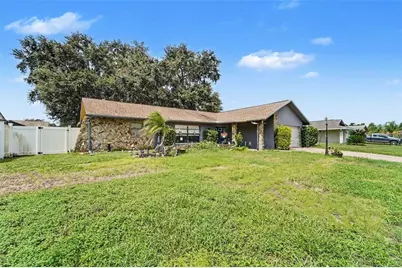 7606 Willow Brook Court, Hudson, FL 34667 - Photo 3