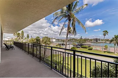 7600 Bayshore Drive #208, Treasure Island, FL 33706 - Photo 23