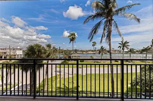 7600 Bayshore Dr, Treasure Island, FL 33706 - Photo 25