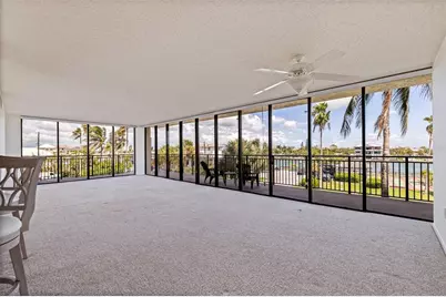 7600 Bayshore Drive #208, Treasure Island, FL 33706 - Photo 5