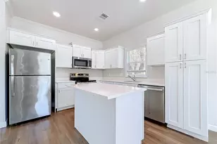 719 19th St S, Saint Petersburg, FL 33712 - Photo 7